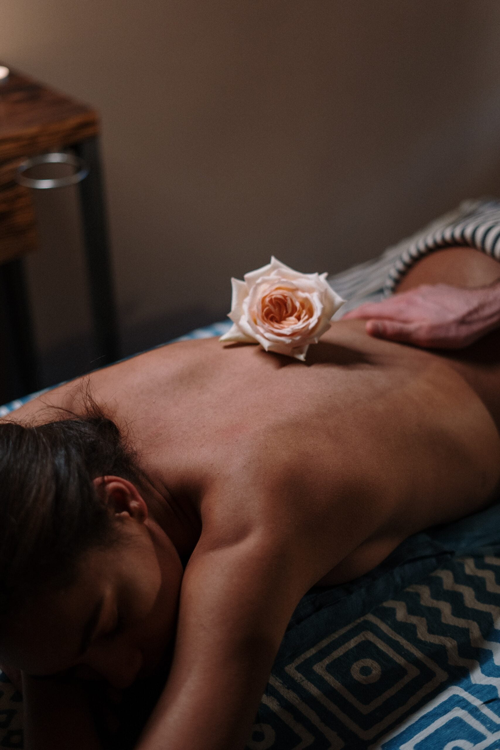 mobile massage london for seniors